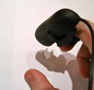 Ring-Style Fingertip USB Mouse